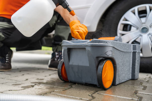Best Portable toilet rental cost  in Belleair Beach, FL