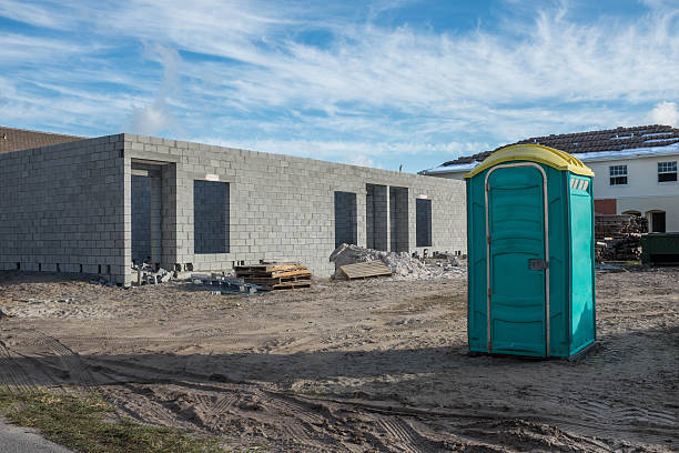 Best Porta potty delivery and setup  in Belleair Beach, FL